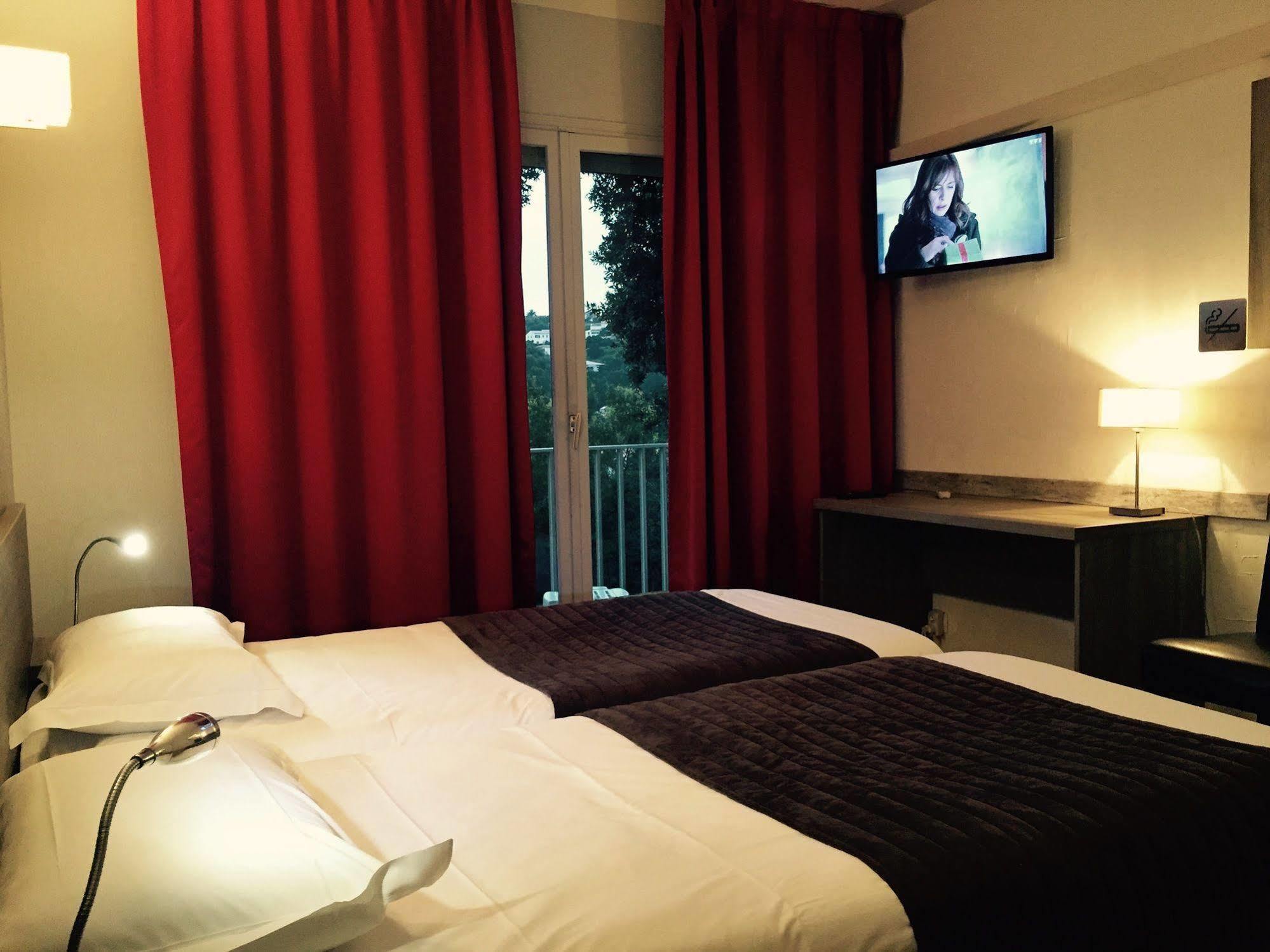 Hotel & Appartements Acqua Dolce Эччика-Суарелла Экстерьер фото